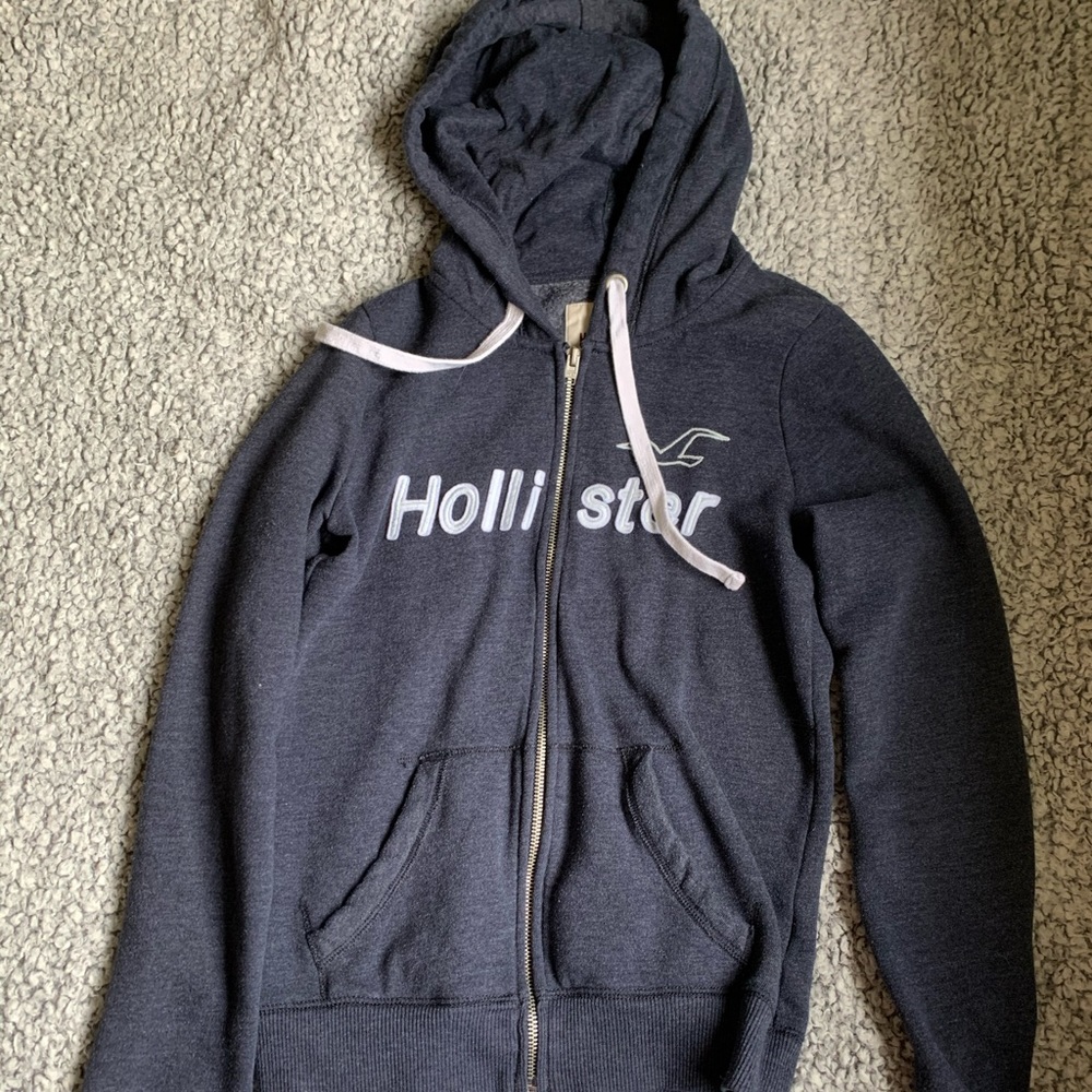 Hollister Zipper Up